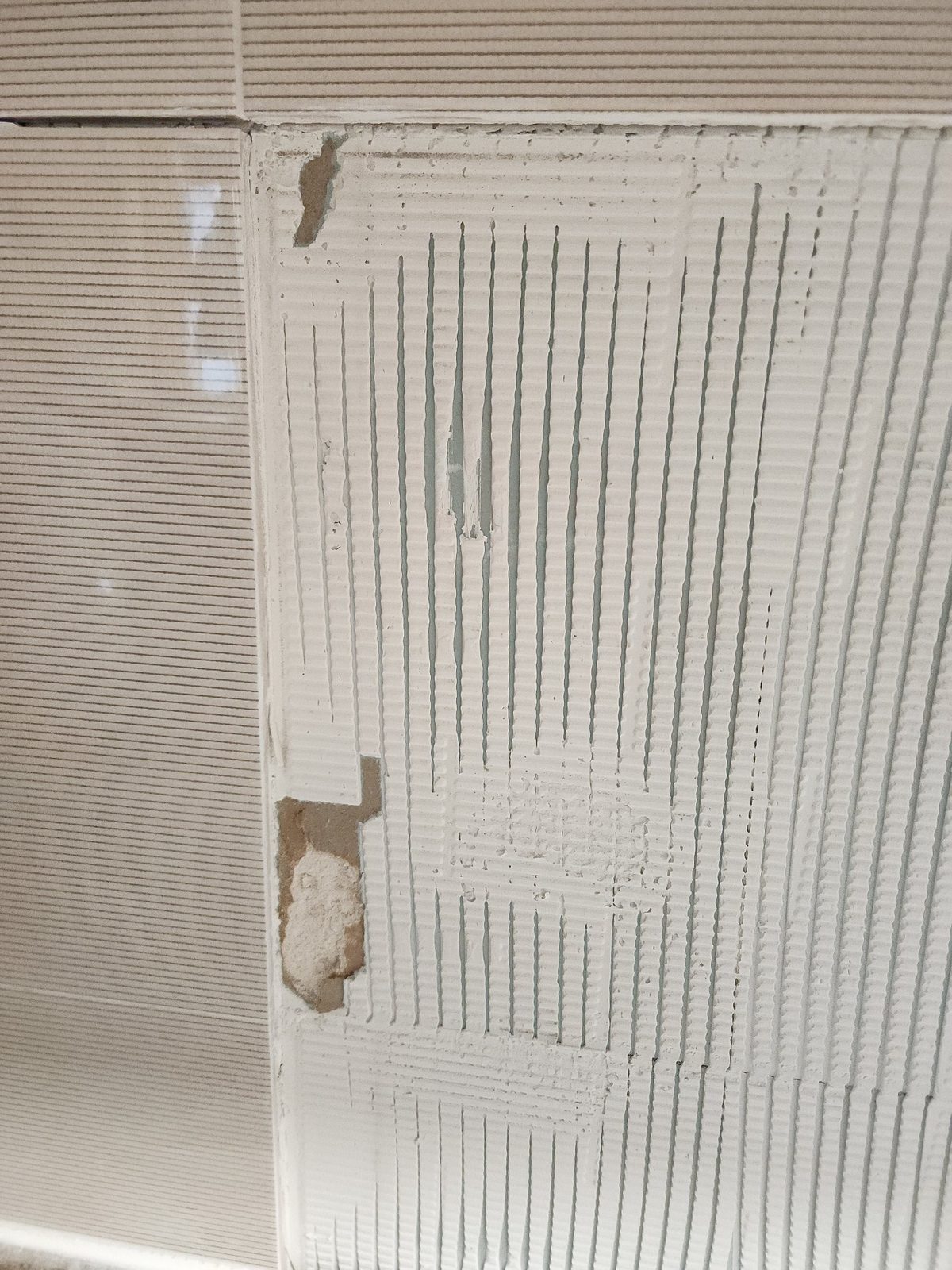 화성시 주방 벽타일 기존 접착면 상태